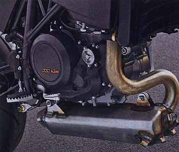 КТМ 690 Enduro, зндуро. KTM 690 SMC, мотард. КТМ 690 Duke, дорожный.